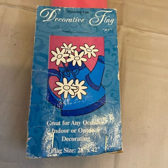 New flag 28”x42” watering can - Picture 1 of 2